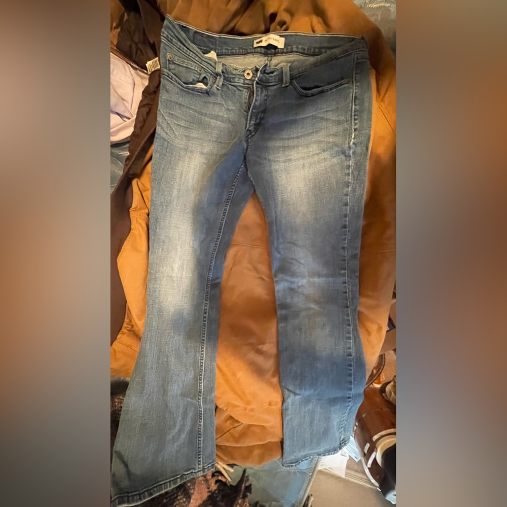 Levi’s 518 super low